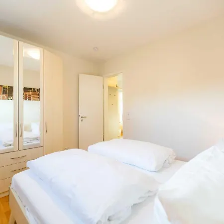 아파트 Estrelia - Apartement 6 *